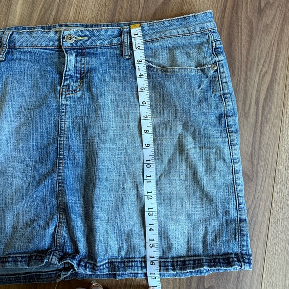 Vintage Y2K Plus Size YMI Light Blue Denim Low Rise Mini Skirt Womens Size 20 - Picture 11 of 12